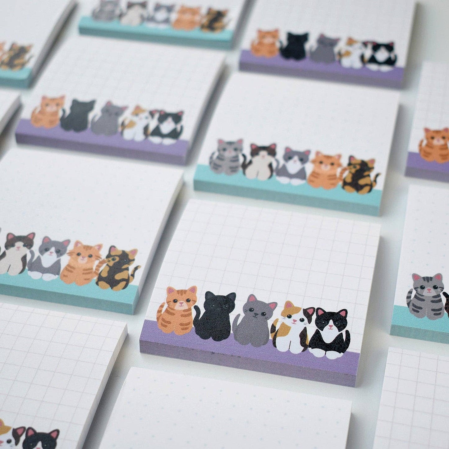 CUTE CATS ON GRID STICKY NOTES